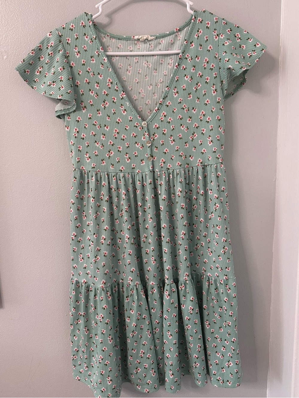 See You Monday Green Floral V-Neck Flutter Sleeve Knit Mini Dress Size M